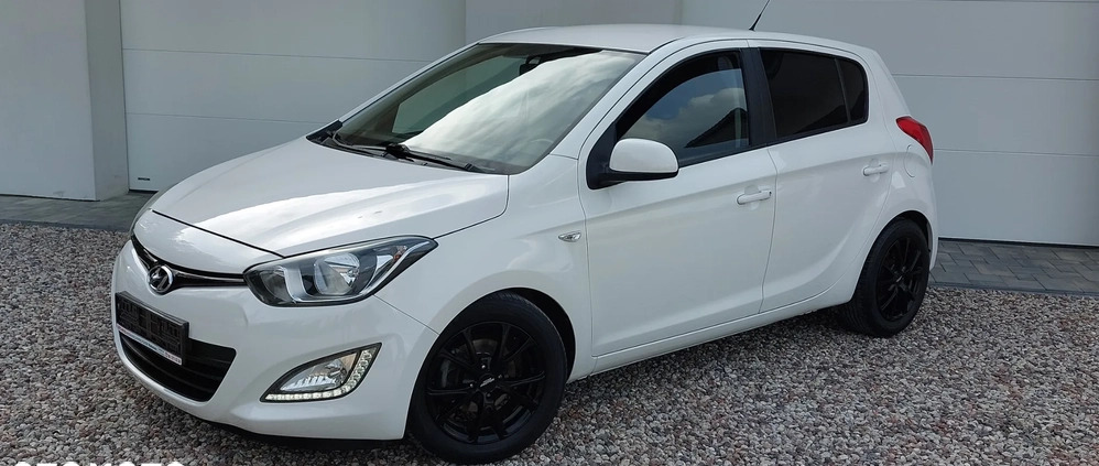 Hyundai i20 cena 25999 przebieg: 153763, rok produkcji 2013 z Zambrów małe 667